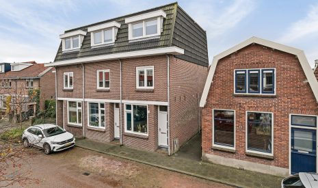 Te koop: Foto Woonhuis aan de Nieuwstraat 8 in Alphen aan den Rijn