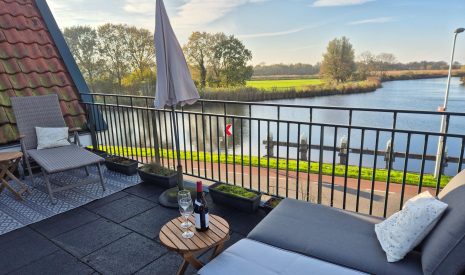 Te koop: Foto Woonhuis aan de Nieuwveens Jaagpad 15 in Nieuwveen