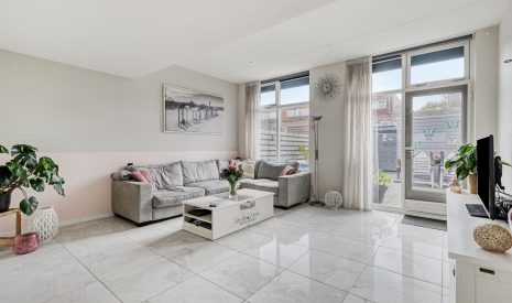 Te koop: Foto Woonhuis aan de Dijkgraaf 58 in Alphen aan den Rijn
