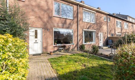 Te koop: Foto Woonhuis aan de Jozef Israelslaan 42 in Woerden