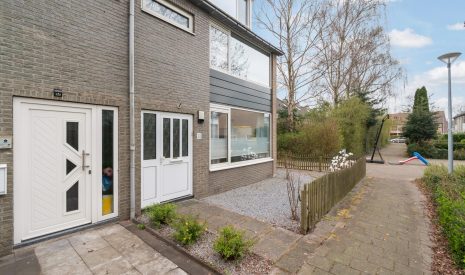 Te koop: Foto Woonhuis aan de Schermerhorn-lanen 38 in Woerden