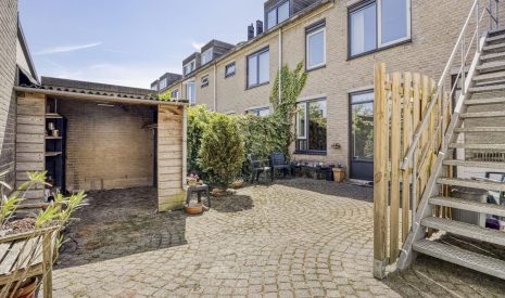 Te koop: Foto Woonhuis aan de De Oude Wereld 67 in Alphen aan den Rijn