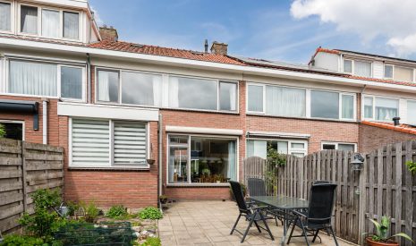 Te koop: Foto Woonhuis aan de Karel Doormanstraat 43 in Bodegraven